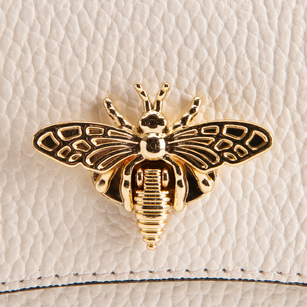 Bee Italian Leather Classic Cream