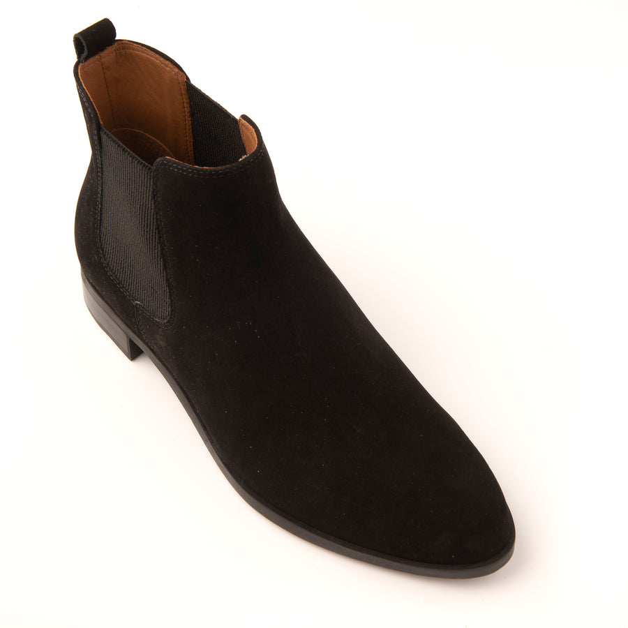 Conta Black Chelsea Boot