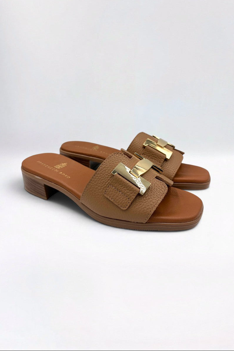Daisy Snaffle Slider Timeless Taupe Leather