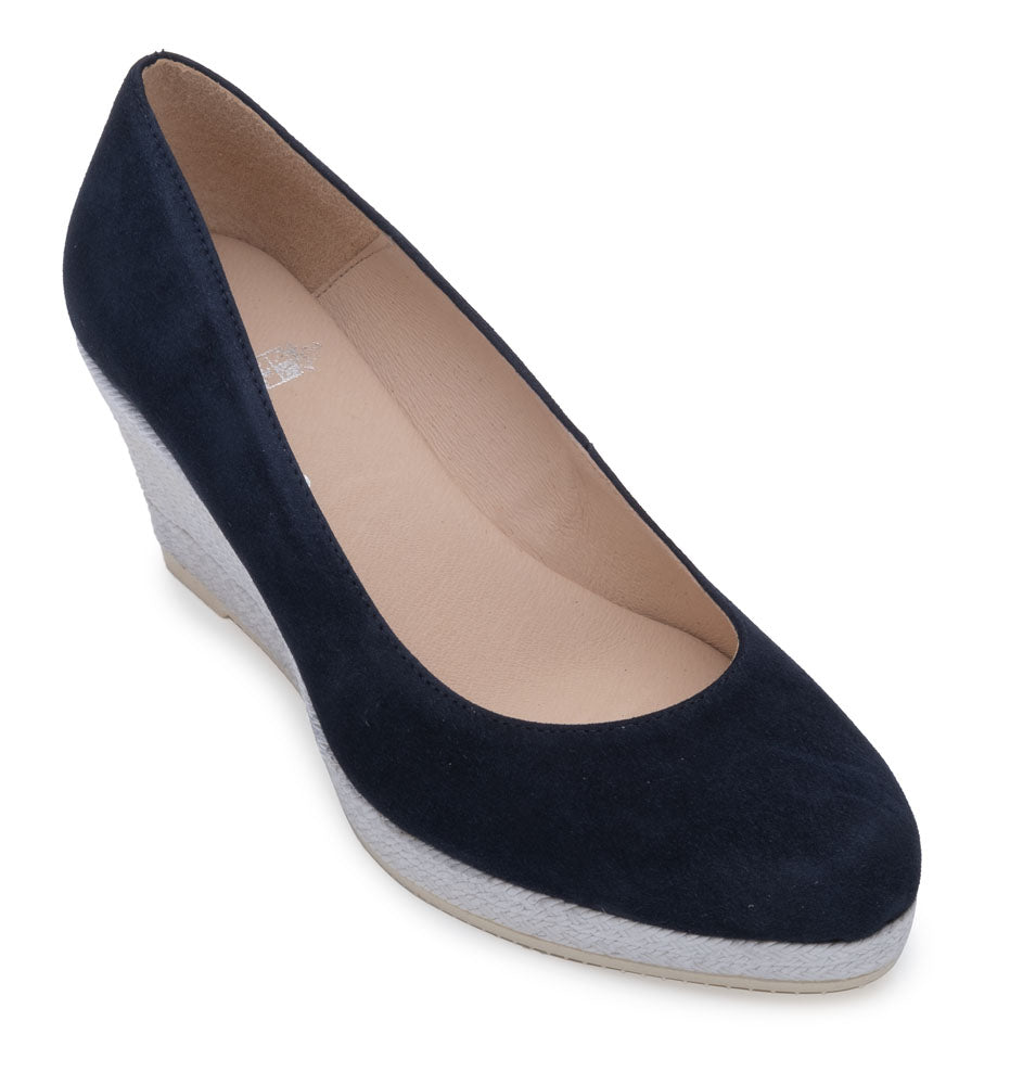 Gabor navy hot sale wedge shoes